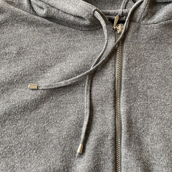 H&M Lightweight Knit Hoody - Picture 10 of 11